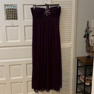 One strap Burgundy gown beautiful with tags